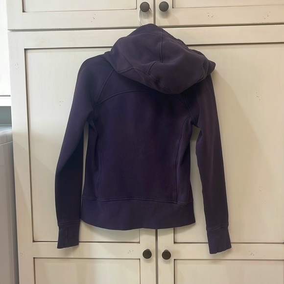 Lululemon women’s Scuba full zip hoodie size 6 in navy. - Picture 2 of 2